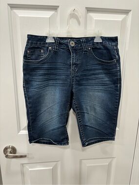 Women’s Hydraulic Dark Blue Washed Denim Jean Shorts Bermuda size 10 $12